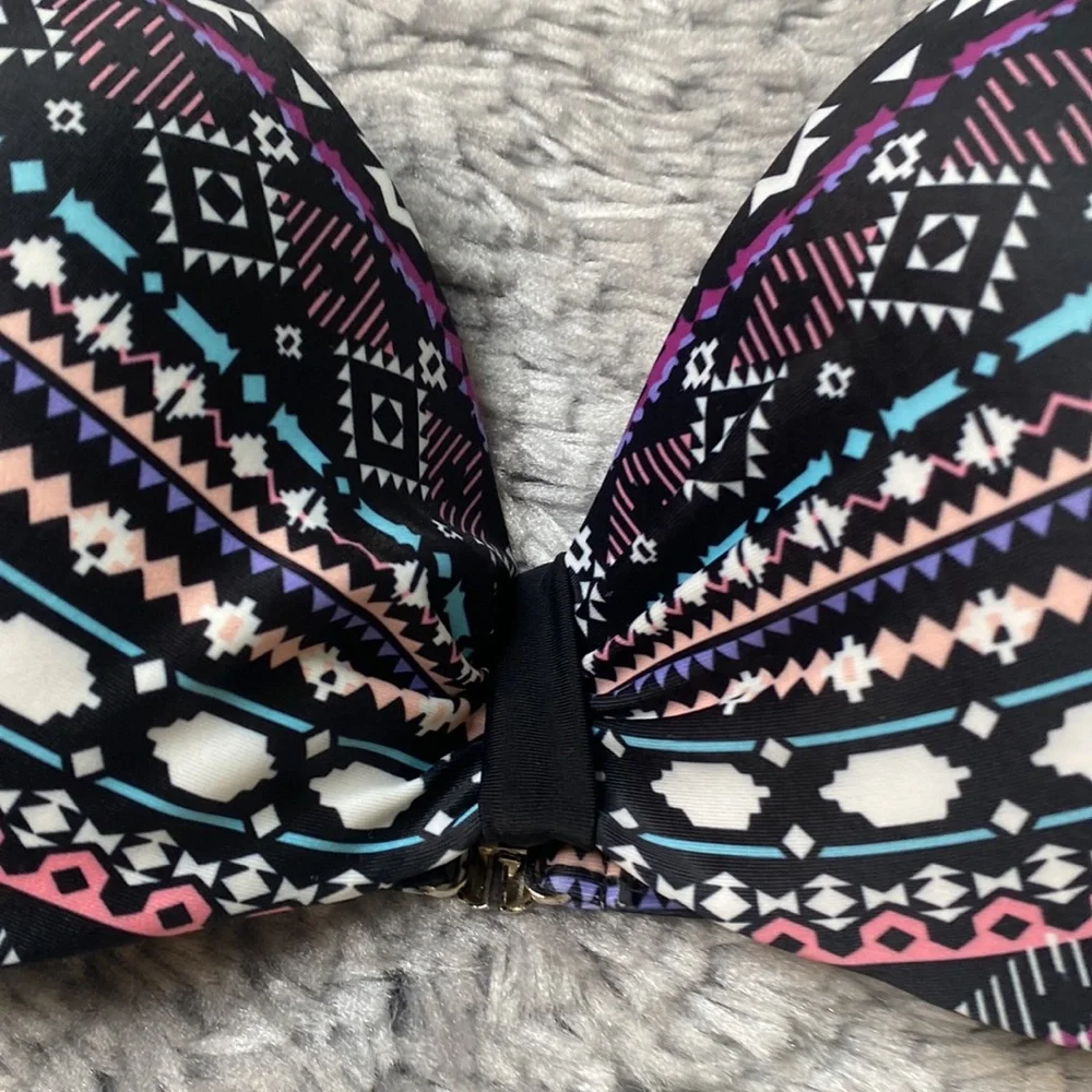 Halter-Style Black & Multi-Colored Swimsuit Top Size Medium Excellent Condition